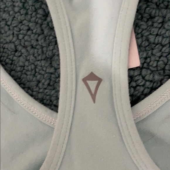 Mint green tank top from Ivivva - Picture 4 of 4